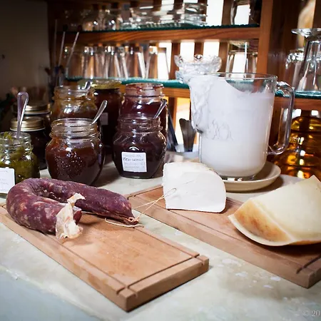 Piazza San Pantaleo 3* סורסו