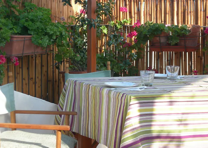 Piazza San Pantaleo 3*