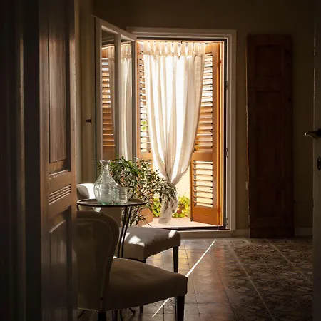 B&B Piazza San Pantaleo 소르소