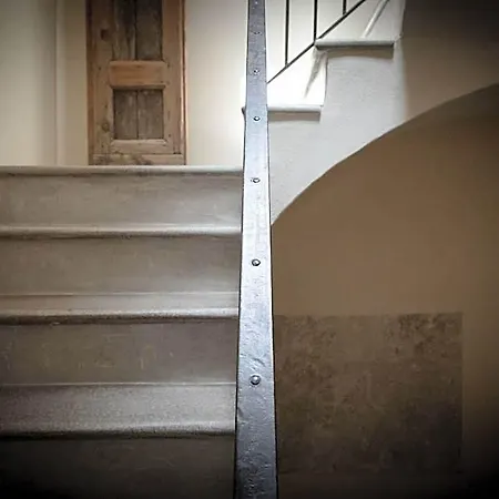 Piazza San Pantaleo Oda ve Kahvaltı 3*
